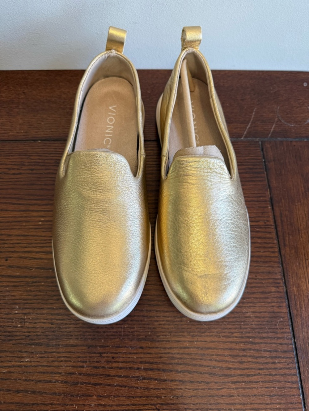 Vionic Uptown Willa Metallic Gold Slip-On‎ Sneakers 6 - Picture 3 of 7